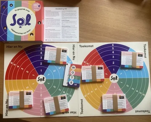 Speldoos We Own The School voor MBO